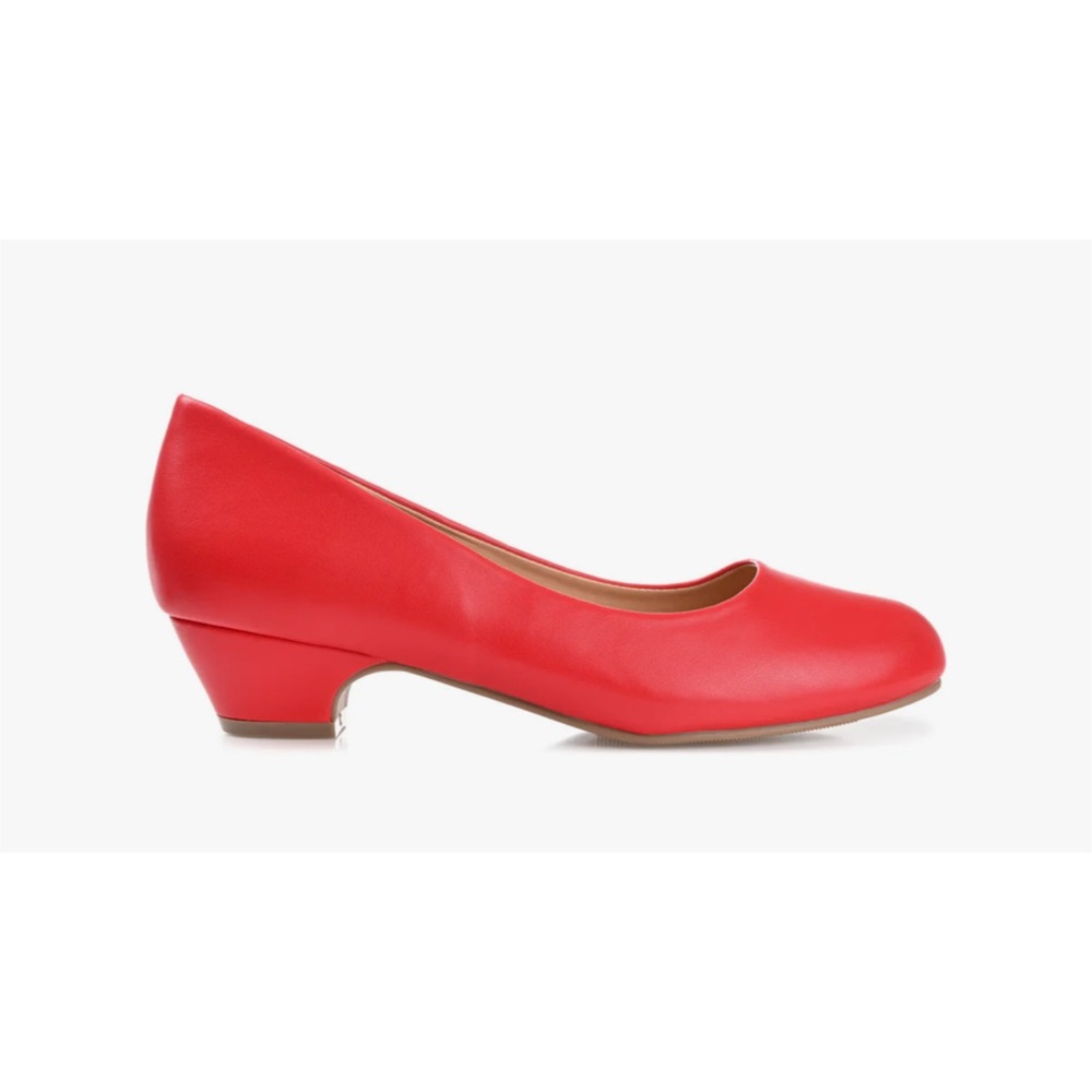 Journee Saar Red Pumps